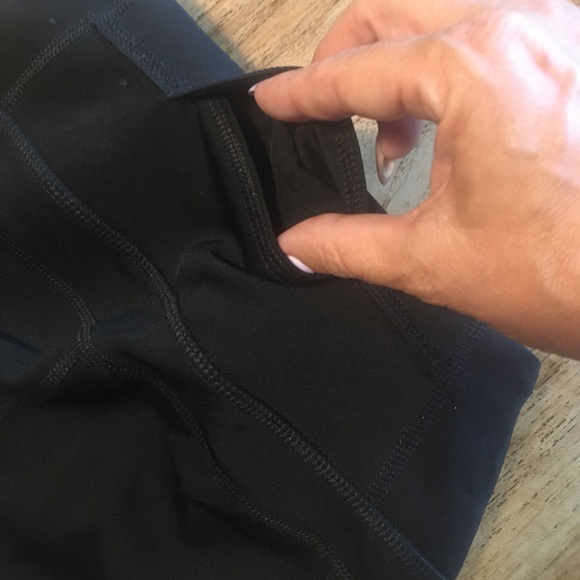 NWT HYBA yoga pants with phone hidden pocket - Picture 5 of 12